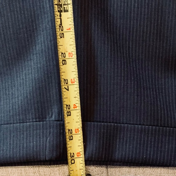 Ralph - Ralph Lauren Men's 46R Blue Pinstripe 100% Wool Two-Button Suit - Picture 8 of 14